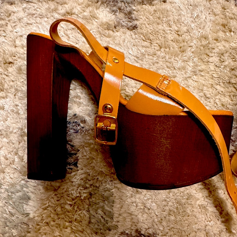 Like new Steve Madden Heels
